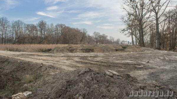 Gmina na razie nie widzi szkód związanych z zasypywaniem stawów